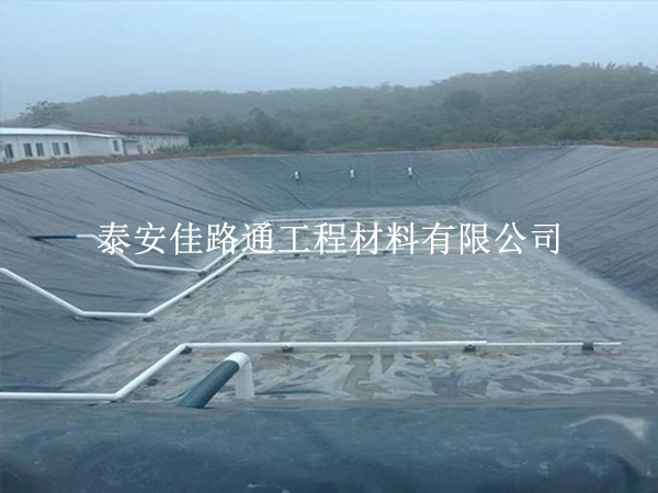 沼氣池防滲膜施工質(zhì)量控制技巧：確保高效與持久的秘訣